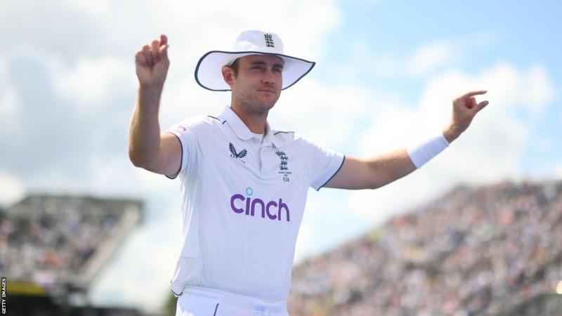 Stuart Broad takes his 600th Test wickets