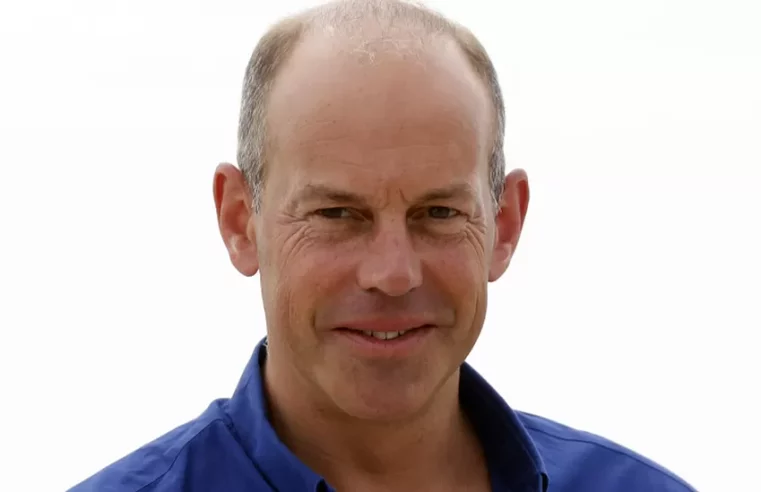 TV presenter Phil Spencer’s parents die in car accident