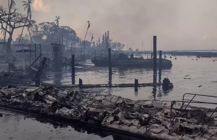 Heatwave US: Hawaii wildfires burn historic town of Lahaina