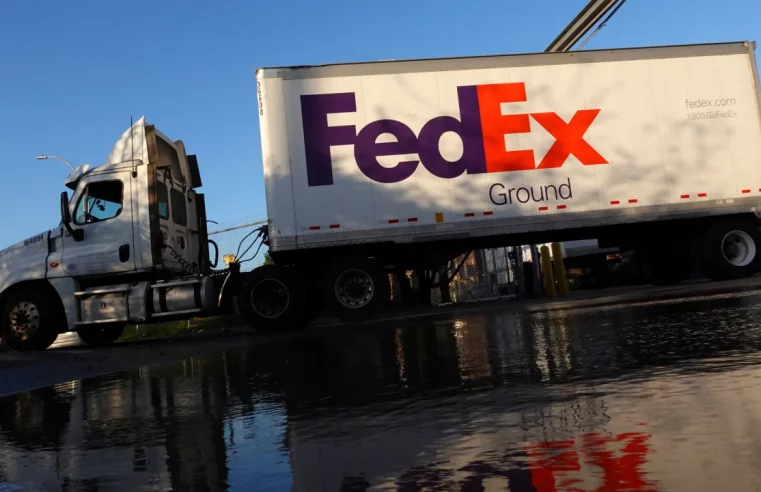 FedEx saw boost from rival UPS’s labor negotiations