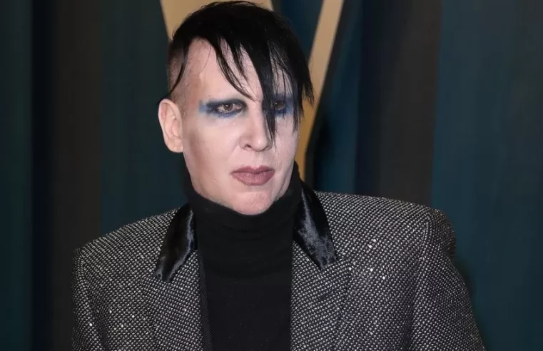 Marilyn Manson fined for blowing nose on concert camerawoman