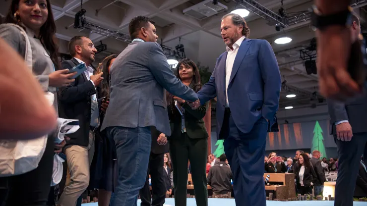 Salesforce lures back former executives to help reignite growth