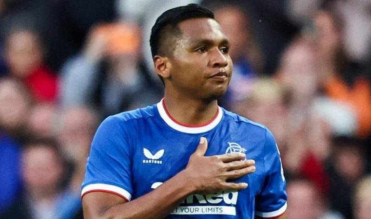 Striker joins Santos but says ‘this is not a final farewell’ to Rangers