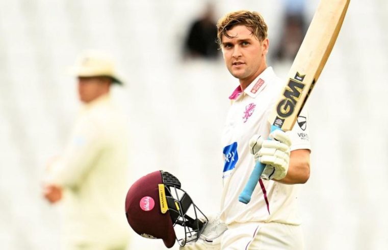 Tom Lammonby hundred helps Somerset end day one