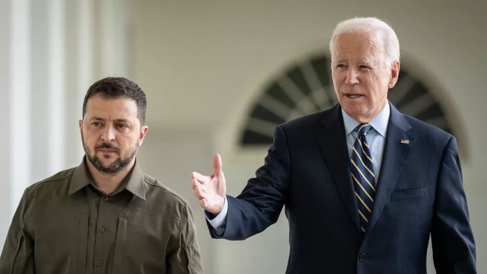 Biden vows to stand by Ukraine despite budget fiasco