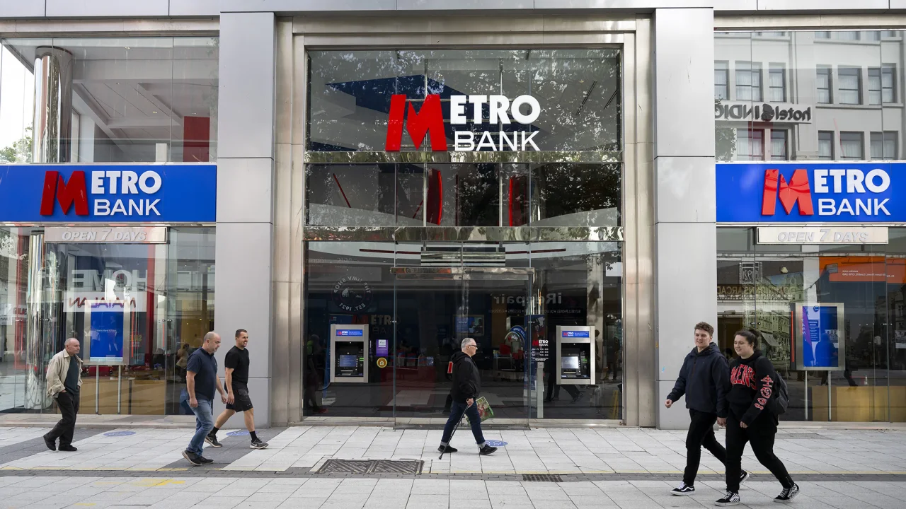 Colombian billionaire takes control of Britain’s Metro Bank