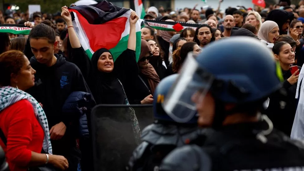 France bans all pro-Palestinian demonstrations