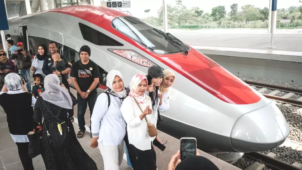 Indonesia opens Whoosh high-speed railway