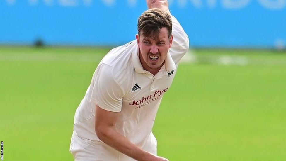 Former England and Notts pace bowler signs for Somerset