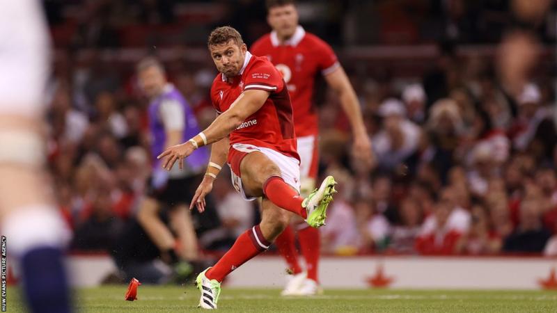 Wales great to retire from international rugby