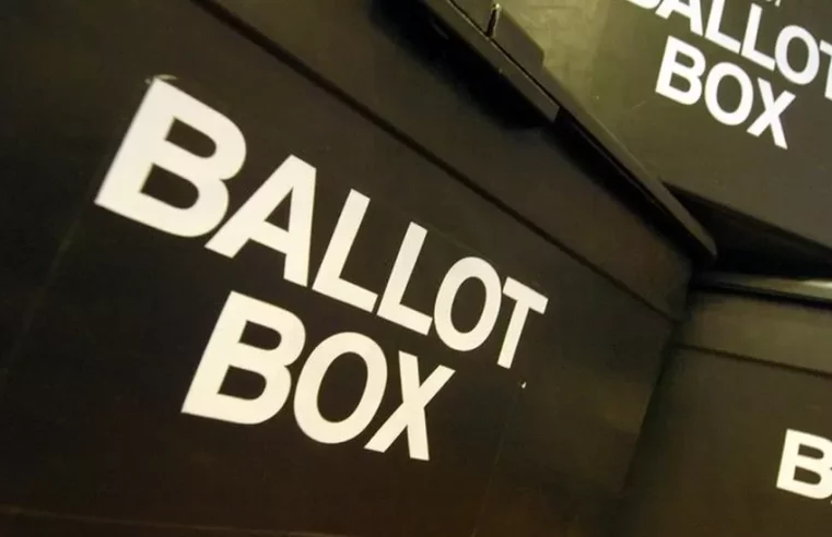 Mid Beds and Tamworth by-elections Polls open for voters