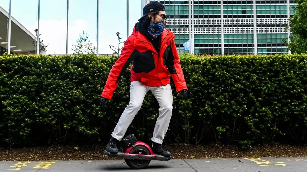 Global recall of Onewheel e-skates after four deaths