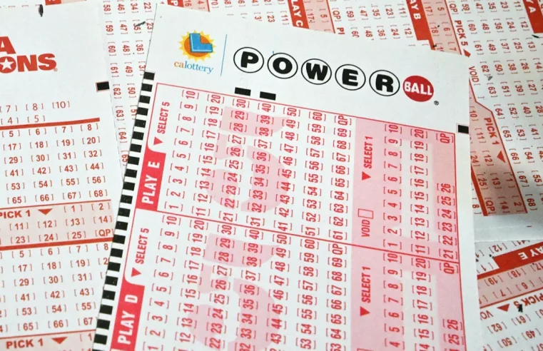 $1.55 billion Powerball Jackpot is up for grabs in Monday night