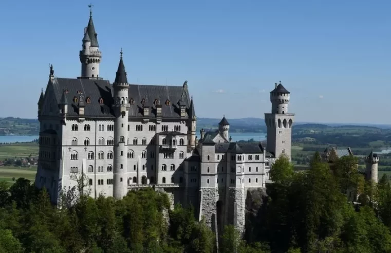 US man charged over deadly attack at German castle