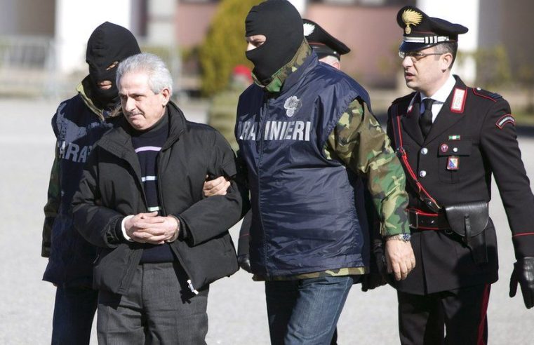 16 alleged Gambino mafia members charge in US and Italy