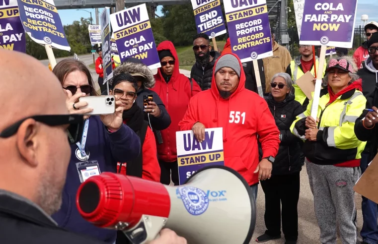 UAW members at Ford and Stellantis approve contract